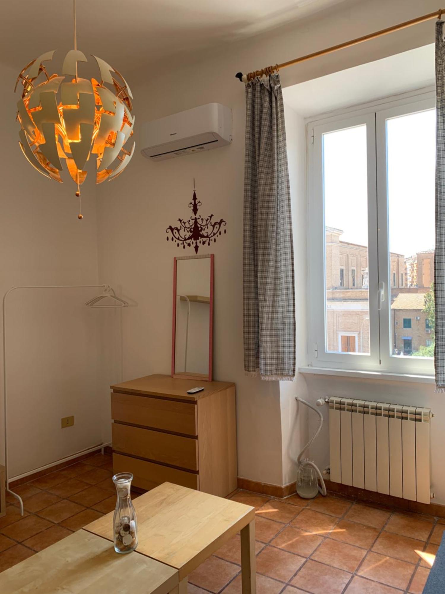Flat Nearby Vaticano - Caracciolo 4 Apartment Rom
